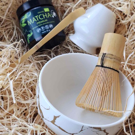 Darilni paket Matcha - bela z zlatim vzorcem